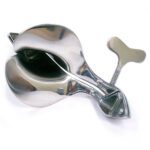 Rouge Large Stainless Steel Speculum - Durable Medical Instrument for Gynecological Exams - Image 3