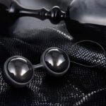 Lelo Luna Beads Noir: Premium Kegel Exercise Balls for Enhanced Pleasure and Strength - Image 3